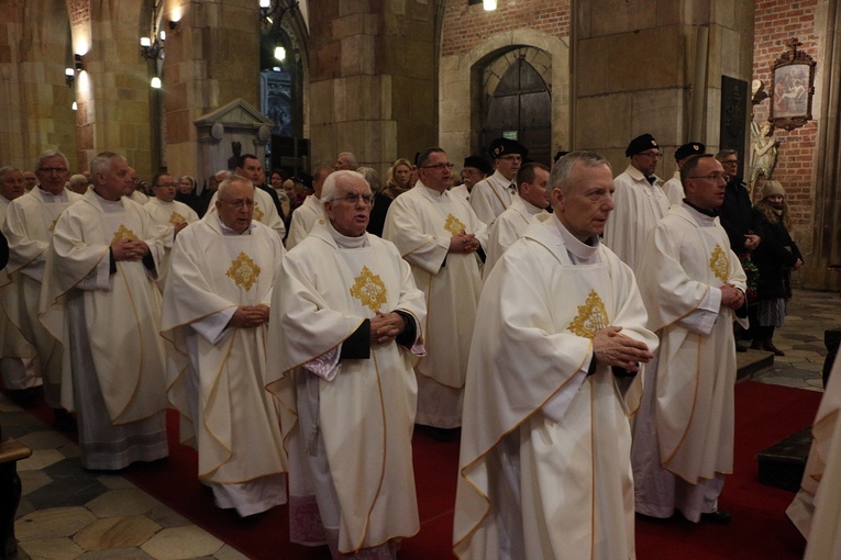 Jubileusz 40-lecia kapłaństwa abp. Józefa Kupnego