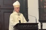 Abp Skworc: Historia ukrzyżowania to przedziwna historia grzechu, który staje się błogosławioną winą 