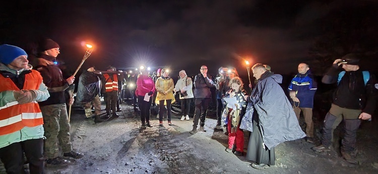 Jaroszów. Droga Krzyżowa z niezłomnymi