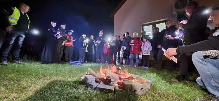 Jaroszów. Droga Krzyżowa z niezłomnymi