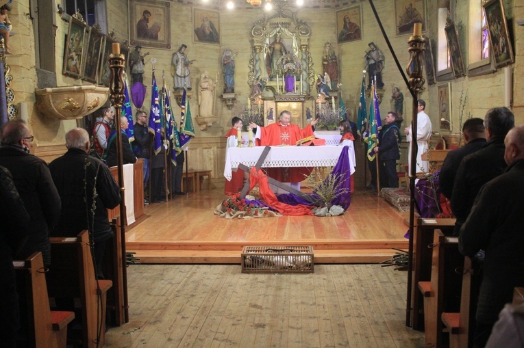 Niedziela Palmowa w Kluczu. Inauguracja sezonu lotowego gołębi