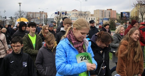 VII Marsz Pamięci Jana Pawła II w Kędzierzynie-Koźlu