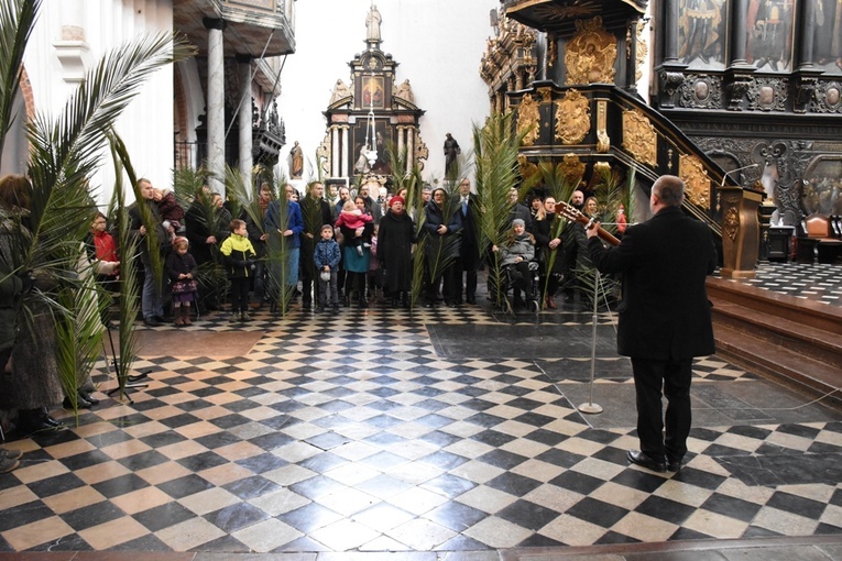 Niedziela Palmowa w archikatedrze oliwskiej 2023