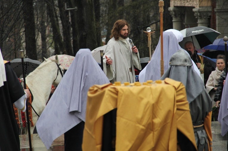 Chwalebne Misterium Męki Pańskiej w Piekarach Śl.