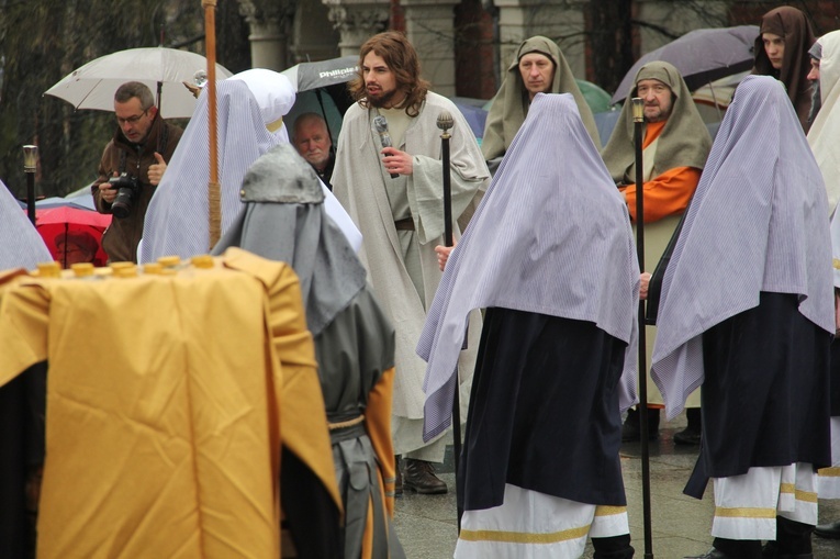 Chwalebne Misterium Męki Pańskiej w Piekarach Śl.