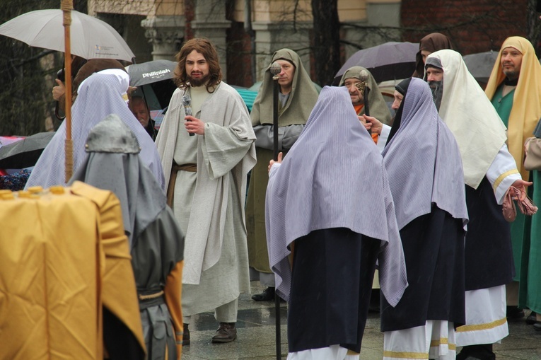 Chwalebne Misterium Męki Pańskiej w Piekarach Śl.