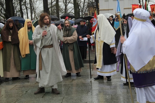 Chwalebne Misterium Męki Pańskiej w Piekarach Śl.