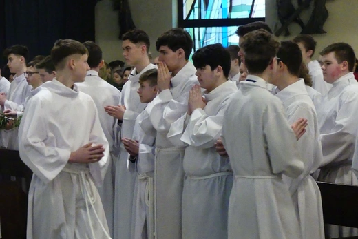 Błogosławieństwo 142 ceremoniarzy i 27 animatorów diecezji w bielskim Sercu 2023