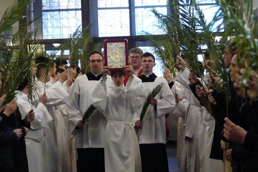 Błogosławieństwo 142 ceremoniarzy i 27 animatorów diecezji w bielskim Sercu 2023