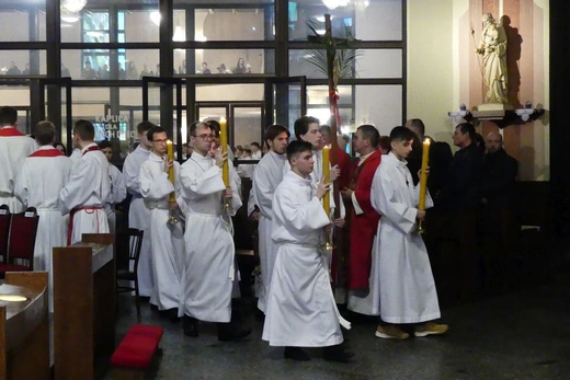 Błogosławieństwo 142 ceremoniarzy i 27 animatorów diecezji w bielskim Sercu 2023