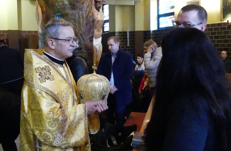 Abp Eugeniusz Popowicz odwiedził greckokatolicki ośrodek duszpasterski na Leszczynach