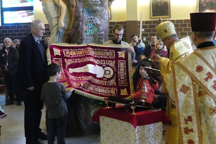 Abp Eugeniusz Popowicz odwiedził greckokatolicki ośrodek duszpasterski na Leszczynach