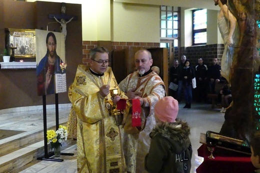 Abp Eugeniusz Popowicz odwiedził greckokatolicki ośrodek duszpasterski na Leszczynach