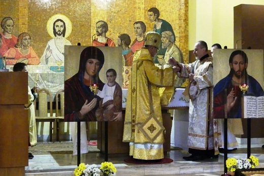 Abp Eugeniusz Popowicz odwiedził greckokatolicki ośrodek duszpasterski na Leszczynach