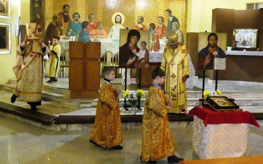 Abp Eugeniusz Popowicz odwiedził greckokatolicki ośrodek duszpasterski na Leszczynach