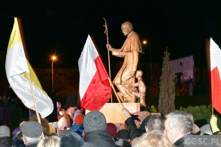 W Zielonej Górze uczczono św. Jana Pawła II