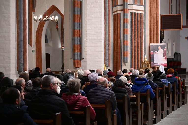 Apel papieski w Koszalinie