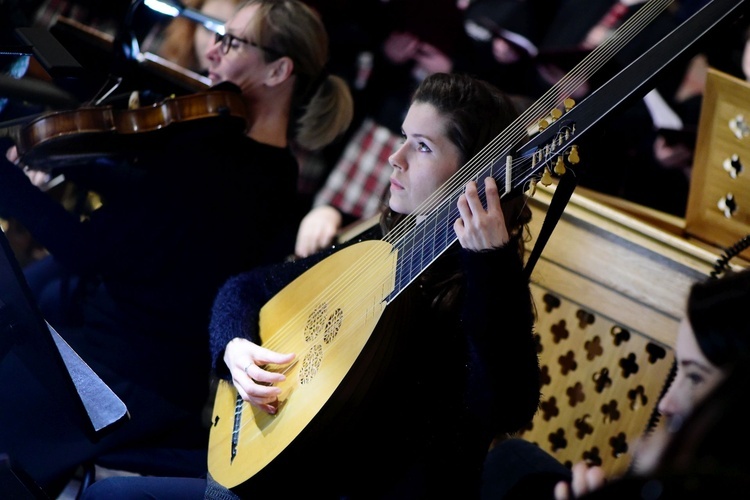 Koncert pasyjny w konkatedrze św. Jakuba w Olsztynie