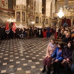 Marsz pamięci upamiętniający 18. rocznicę śmierci św. Jana Pawła II. 