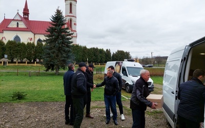 Świąteczne dary dla rodzin ukraińskich i na front 