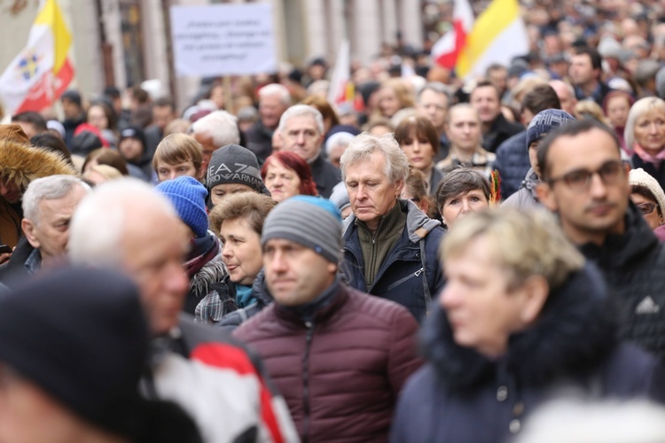 Marsz w obronie dziedzictwa Jana Pawła II