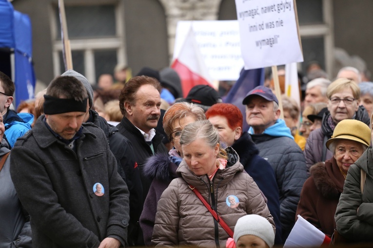 Marsz w obronie dziedzictwa Jana Pawła II