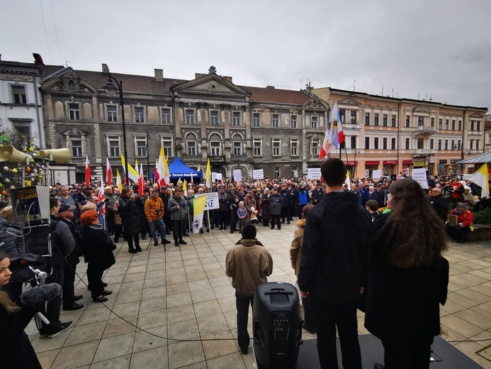 Marsz w obronie dziedzictwa Jana Pawła II