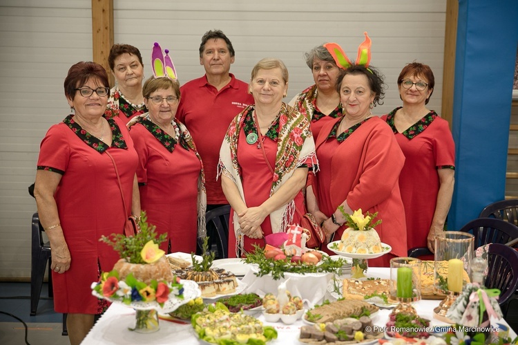 Marcinowice. Biskup na XVI Tradycjach Stołu Wielkanocnego