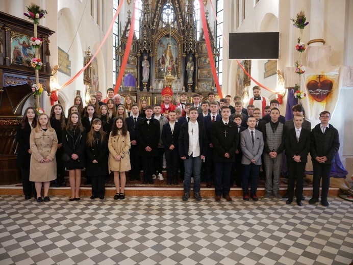 Bierzmowanie w Jadownikach