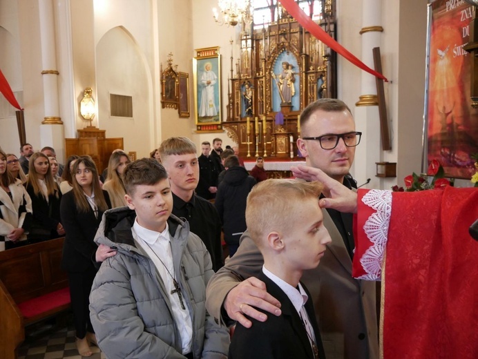 Bierzmowanie w Jadownikach