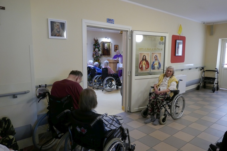 100. urodziny Marii Matuszak, mieszkanki świdnickiego ZOL-u Ojca Pio