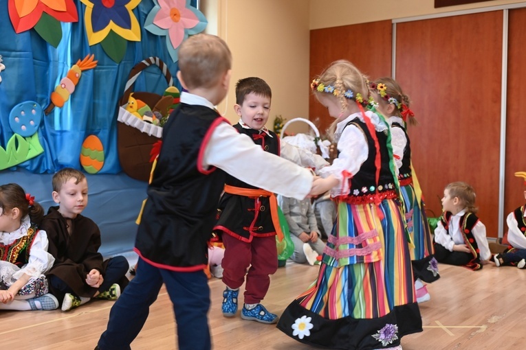 Świdnica. Przedszkolaki u prezentek gotowe na Wielkanoc