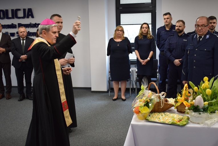 Przedświąteczne spotkanie w Komendzie Powiatowej Policji w Sandomierzu.