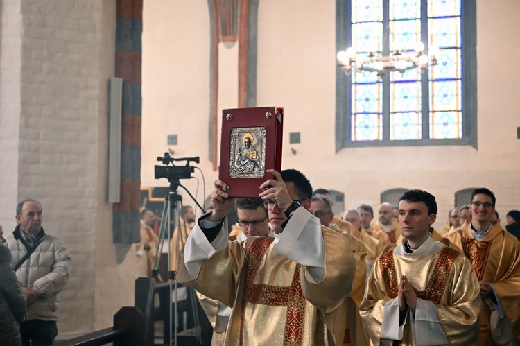 Msza krzyżma w koszalińskiej katedrze