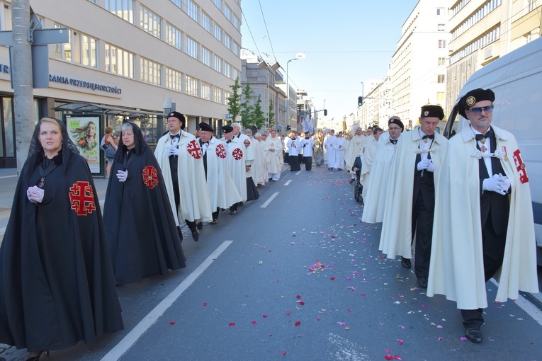 Damy i kawalerowie bożogrobców z archidiecezji gdańskiej