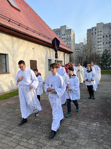 Wielki Czwartek w parafiach diecezji świdnickiej