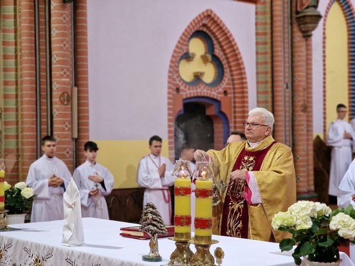 Wielki Czwartek w parafiach diecezji świdnickiej