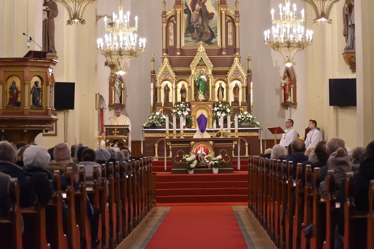 Wielki Czwartek w parafiach diecezji świdnickiej