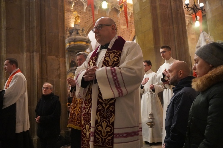 Wielki Piątek w katedrze wrocławskiej