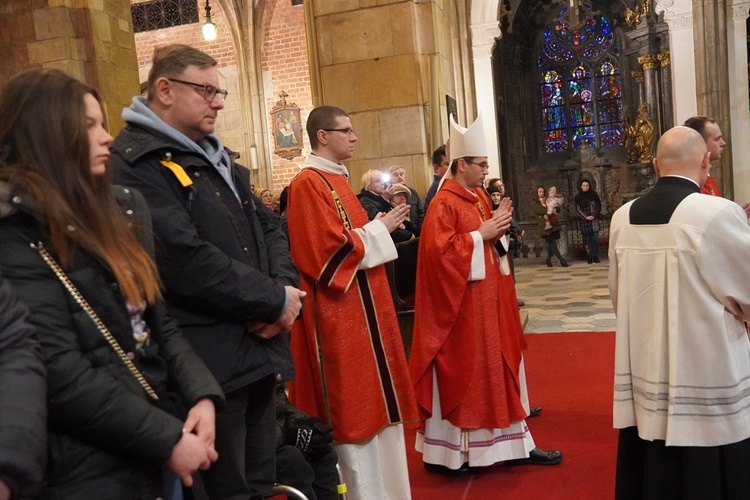 Wielki Piątek w katedrze wrocławskiej