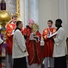 Liturgii Wielkiego Piątku w bazylice na Świętym Krzyżu przewodniczył bp Krzysztof Nitkiewicz.