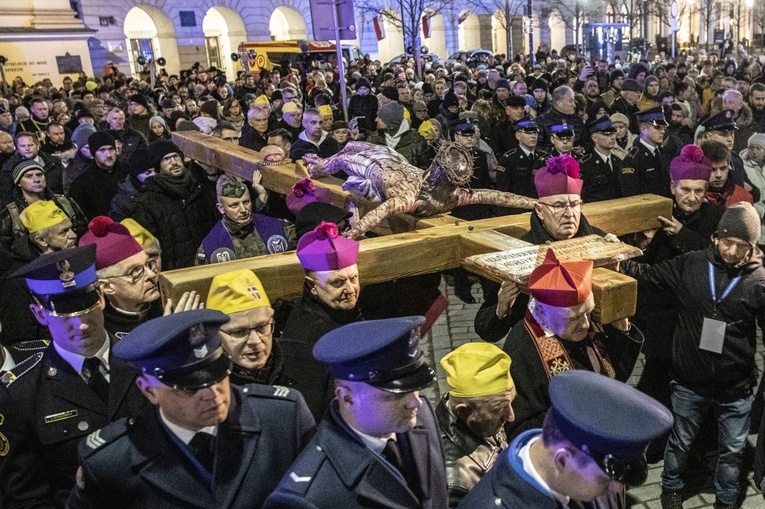 Droga Krzyżowa ulicami Warszawy