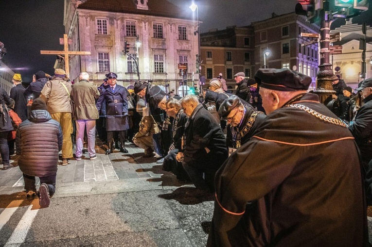 Droga Krzyżowa ulicami Warszawy