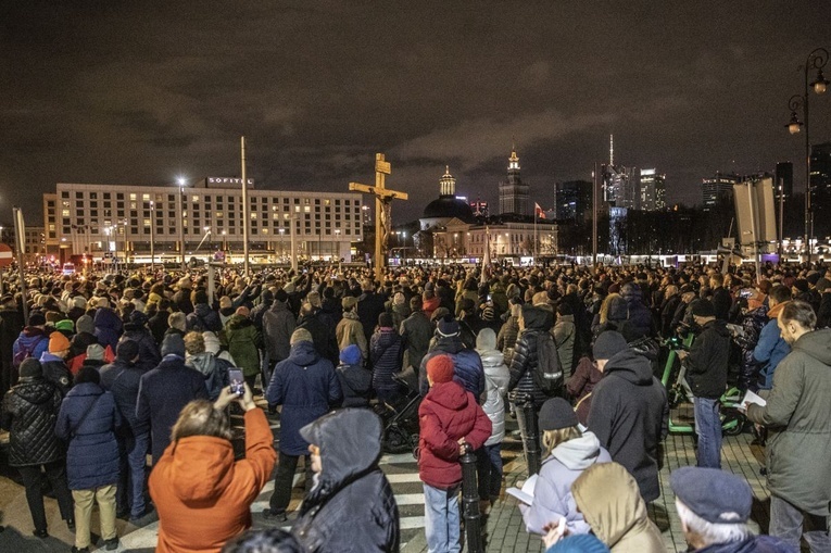 Droga Krzyżowa ulicami Warszawy