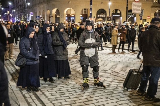 Droga Krzyżowa ulicami Warszawy