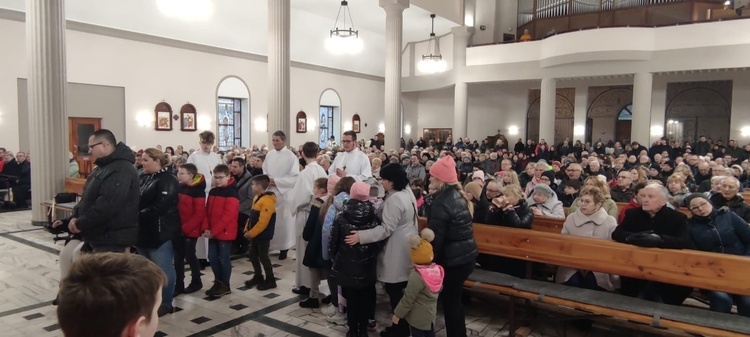 Liturgia Męki Pańskiej w parafiach diecezji świdnickiej