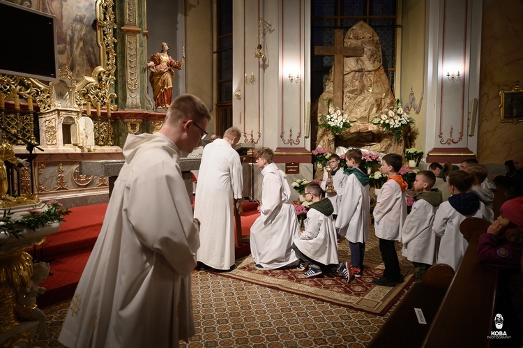 Liturgia Męki Pańskiej w parafiach diecezji świdnickiej