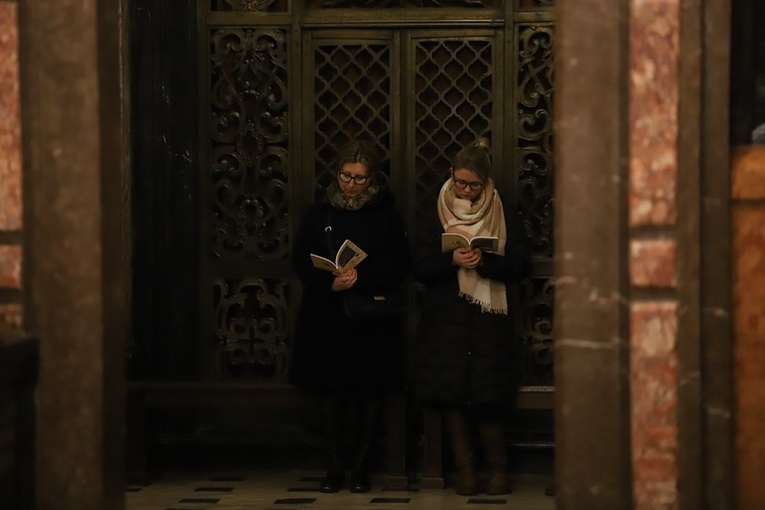 Liturgia Wielkiego Piątku na Wawelu 2023