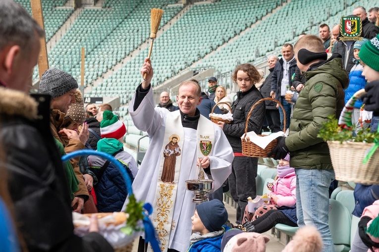 Święconka na stadionie Śląska Wrocław