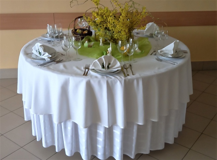 Wielkanocny stół w Prymasówce